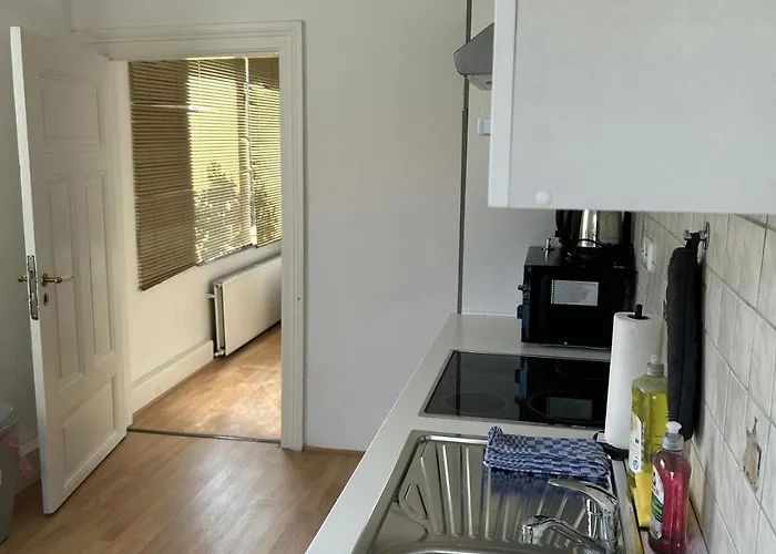 Spacious For 6 Apartament